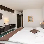 ألبينهوف بوستيليون 3*
